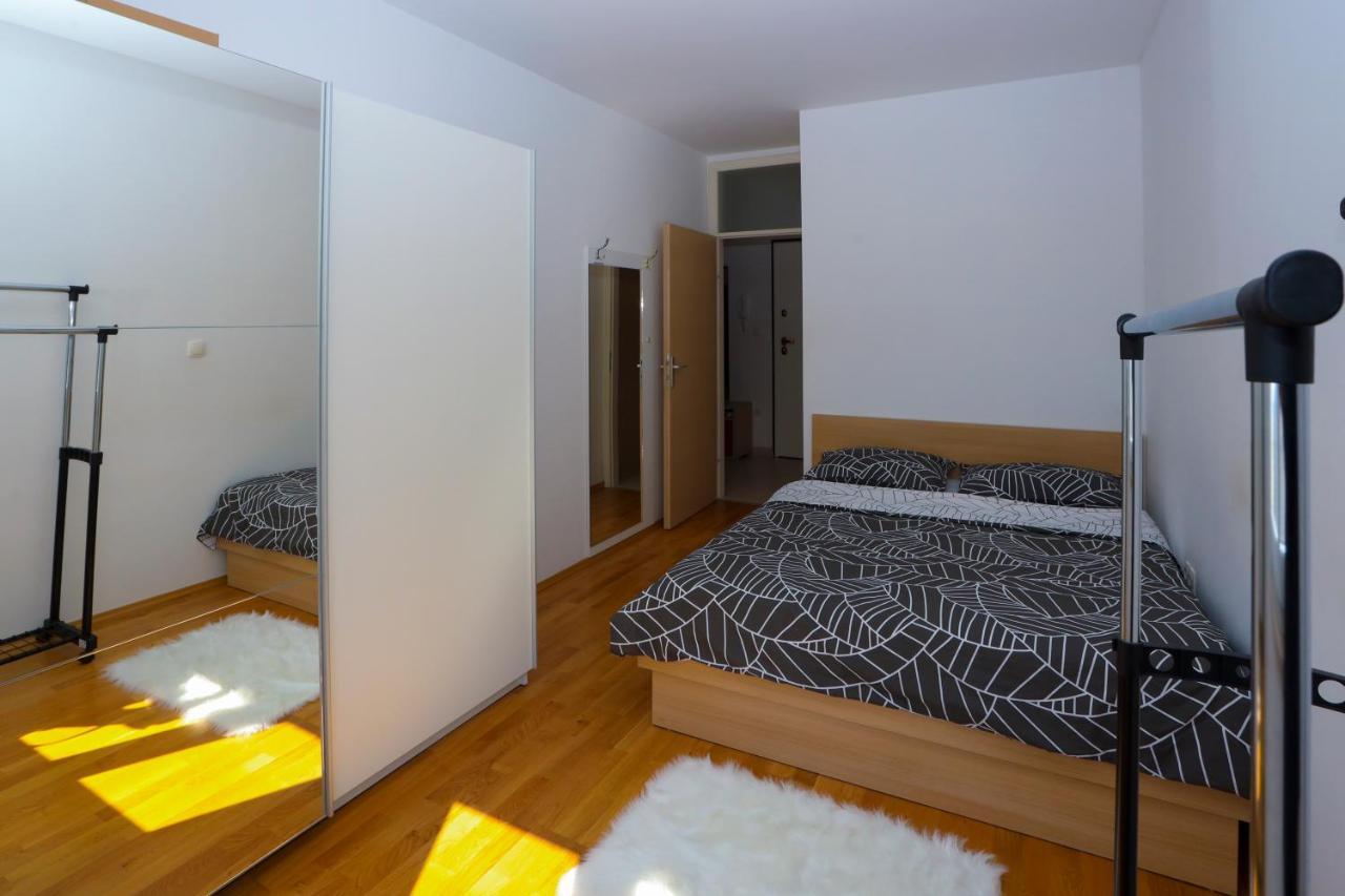 M&l Apartment *